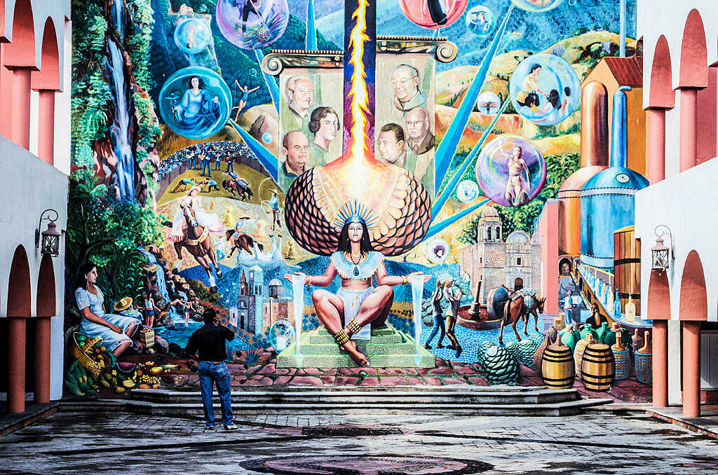 Mural de la Presidencia de Tequila Jalisco